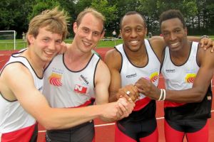 Unsere erfolgreichen 4x100m Jungs freuen sich über den Titel - Glückwunsch !!!